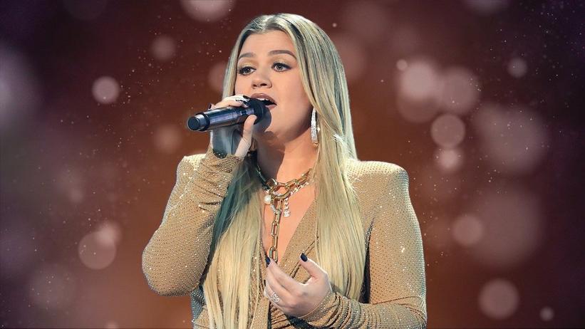 Kelly Clarkson's Inspiring Journey in the Music Industry